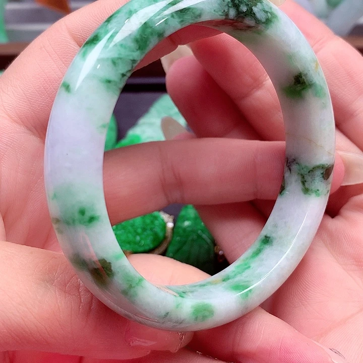 翡翠未镶嵌手镯翡翠手镯