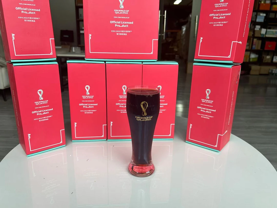 【官方正品】FIFA2022卡塔尔足球世界杯镶银纪念杯家用玻璃杯啤酒杯