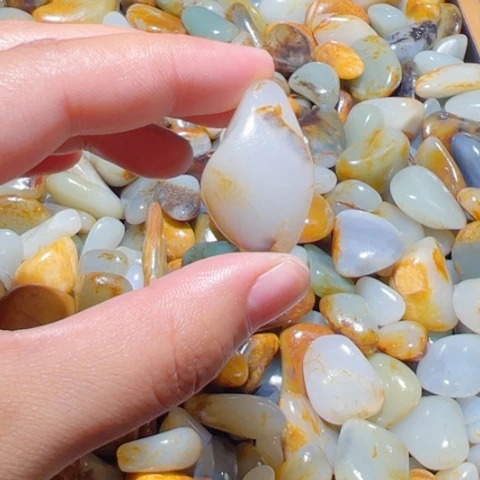 和田玉（子料）未镶嵌颈饰12.5克