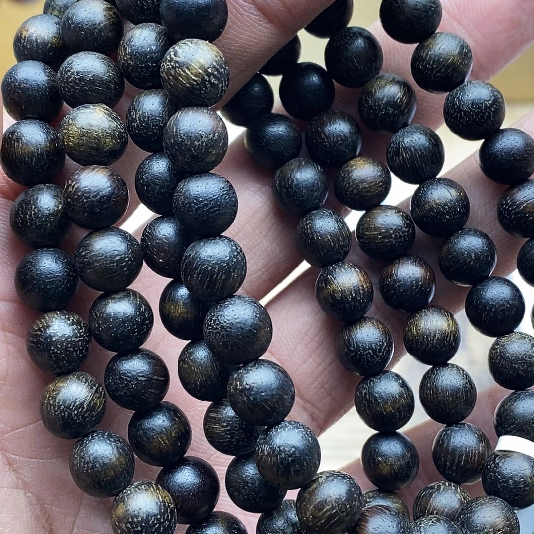 沉香沉香碎屑莺歌绿