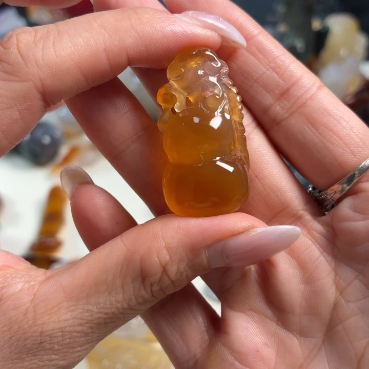 未镶嵌颈饰玛瑙/玉髓