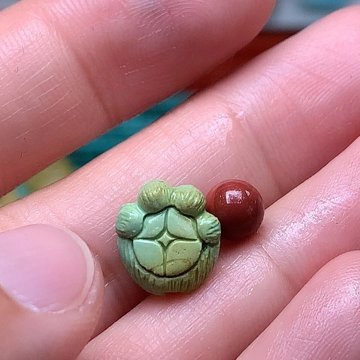 南红玛瑙未镶嵌珠宝奇石