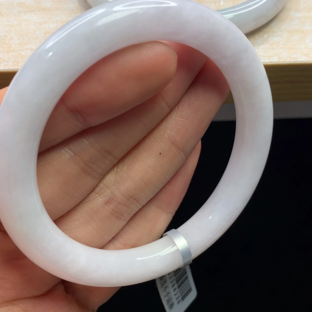 翡翠未镶嵌手镯手镯