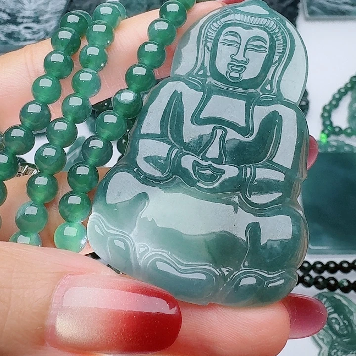 颈饰未镶嵌翡翠多样性发其一