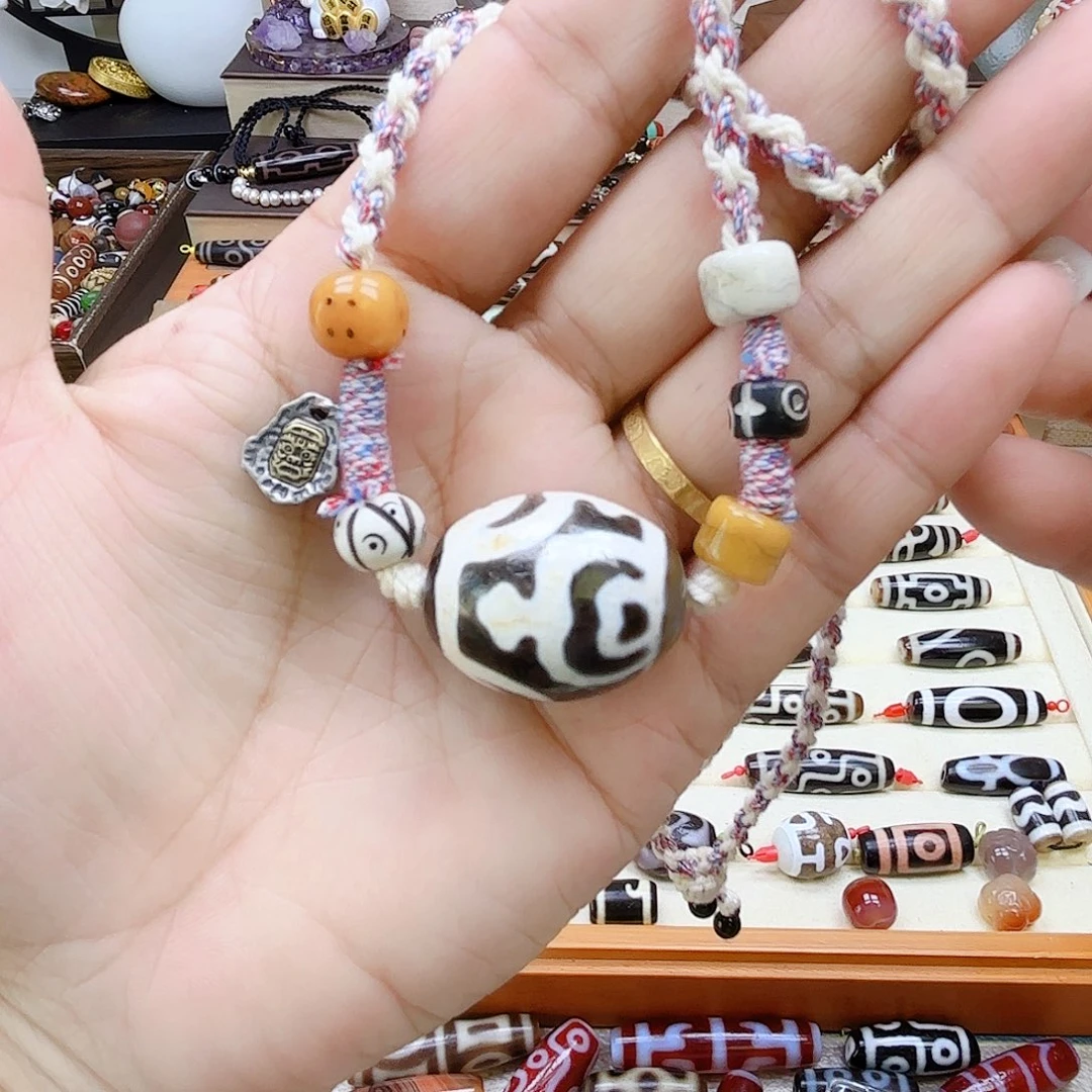 合金颈饰玛瑙/玉髓
