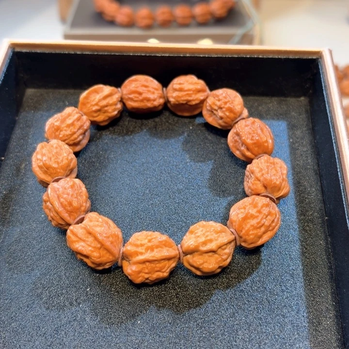 *****文玩核桃手串小金蟾