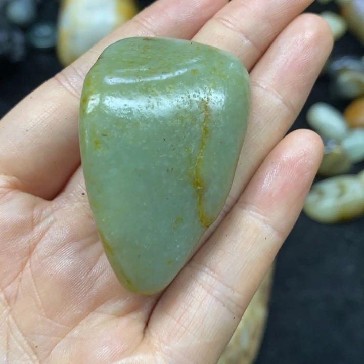 未镶嵌和田玉（糖玉）挂件