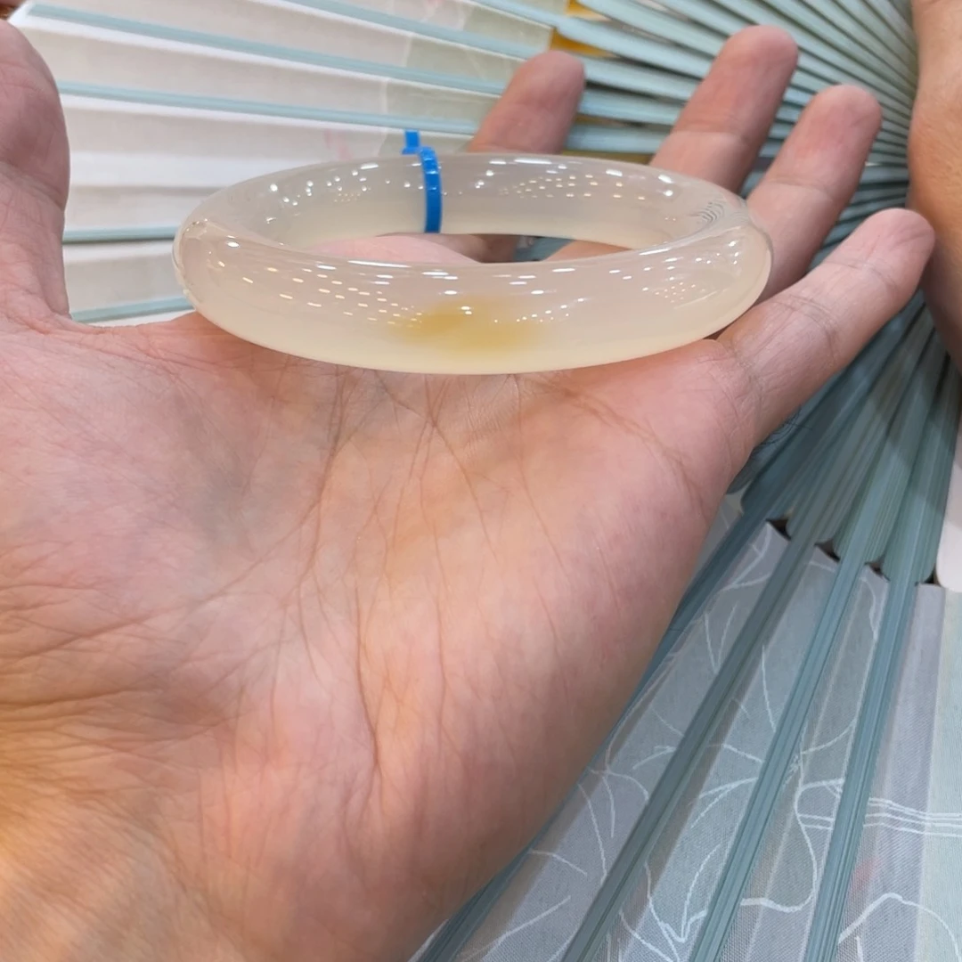 玛瑙/玉髓手镯未镶嵌✿****✿