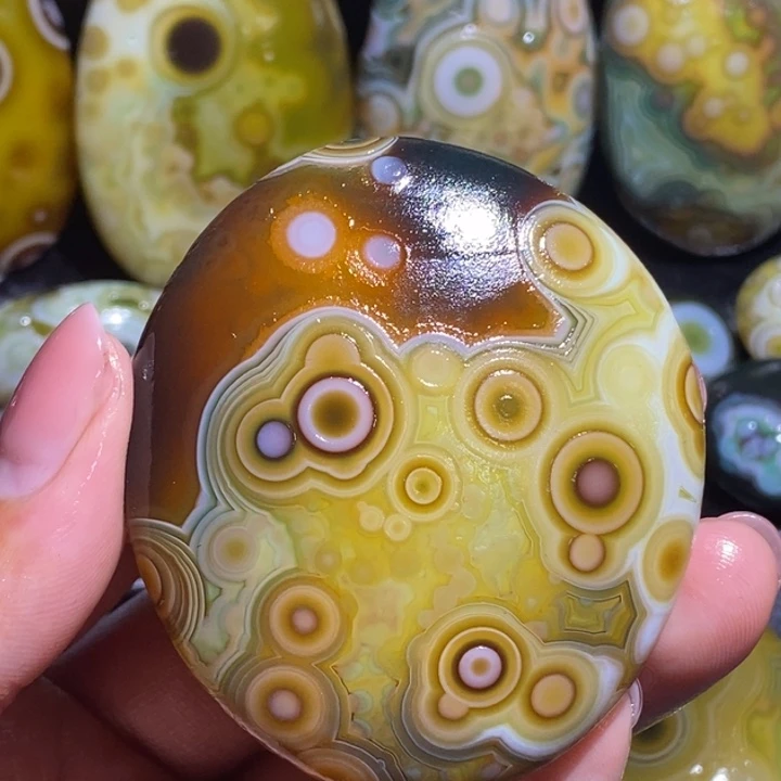 玛瑙/玉髓未镶嵌珠宝奇石43