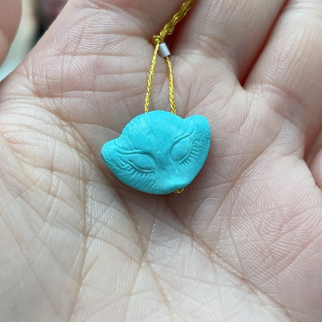 绿松石颈饰未镶嵌