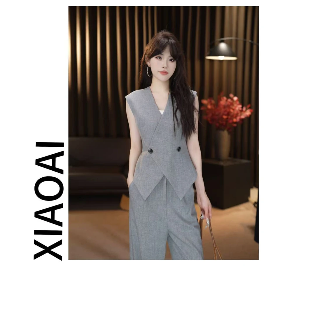 小艾F074初夏新款2025高级气质显瘦马甲+直筒裤套装女
