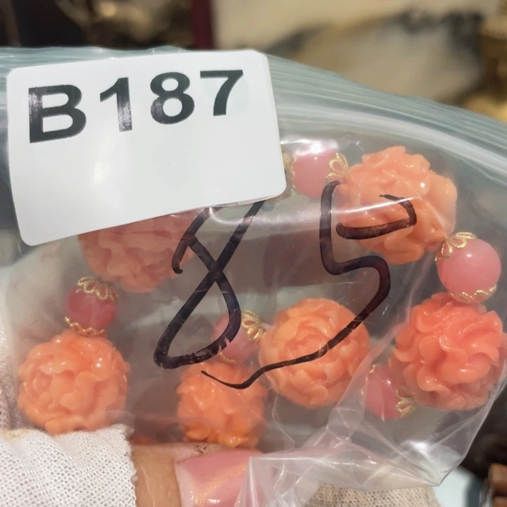 陈***姐瓷片直播间火爆热卖