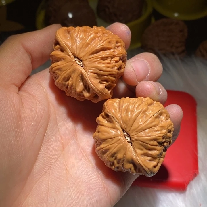 ****猫吊坠文玩核桃我的手机号你不