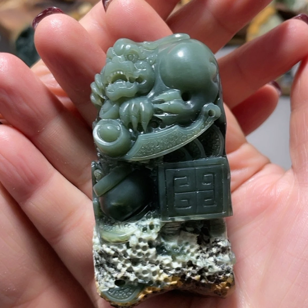 【闪购商品】岫岩河磨玉（透闪石质玉）把件未镶嵌侠**丈