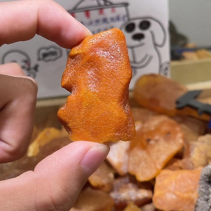 裸石琥珀未镶嵌吊坠