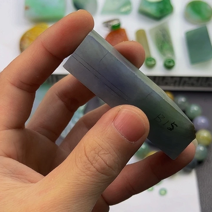 未镶嵌定制翡翠世*姐包工