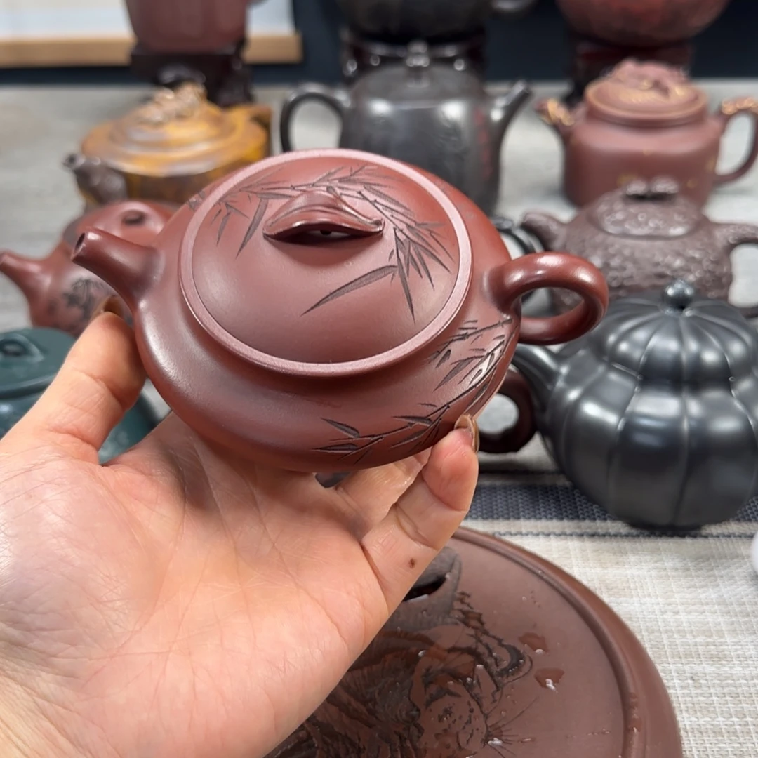 茶壶紫砂紫砂紫色紫砂