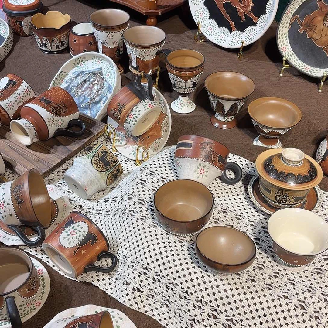 陶瓷陶瓷陶瓷摊位241