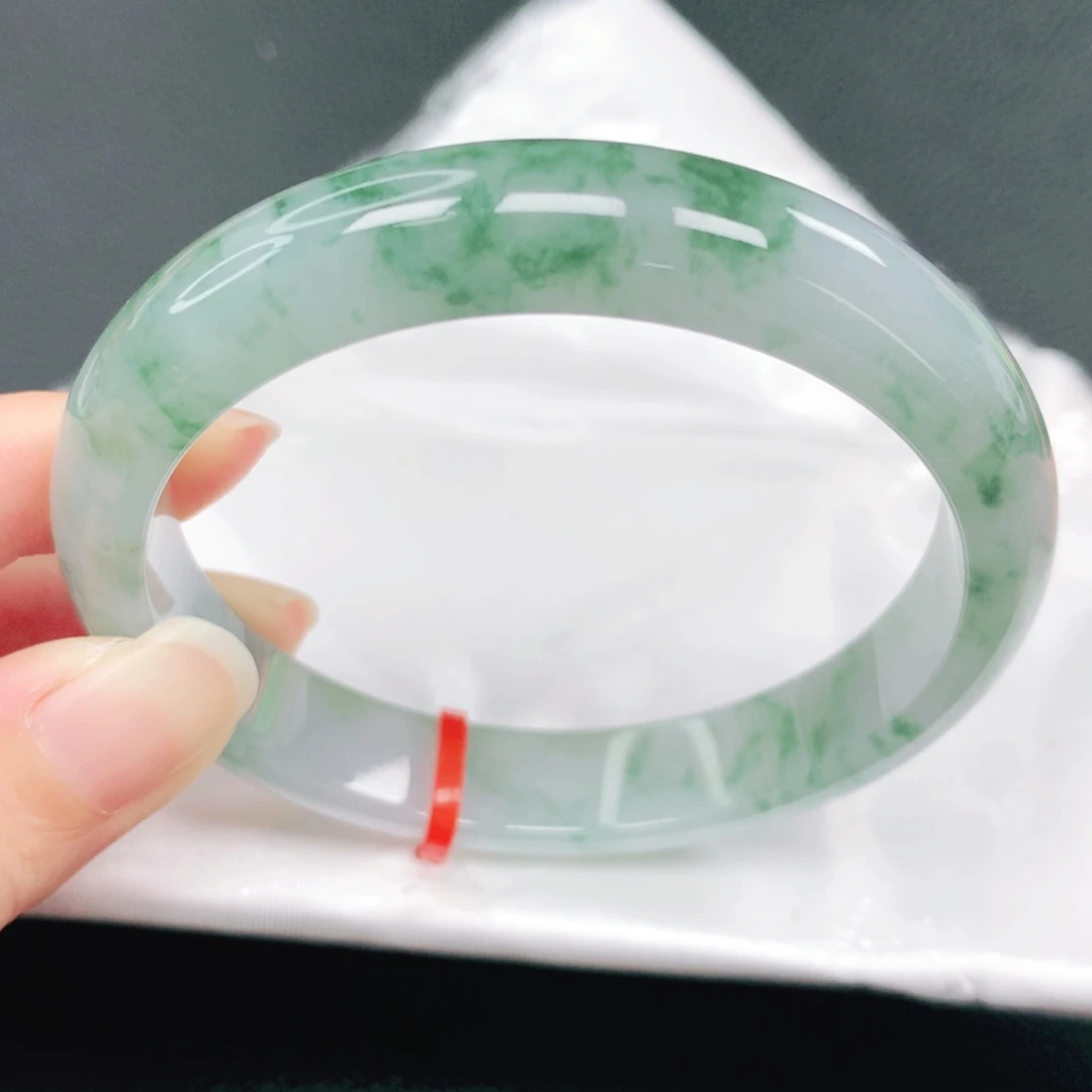 翡翠未镶嵌手镯60圈