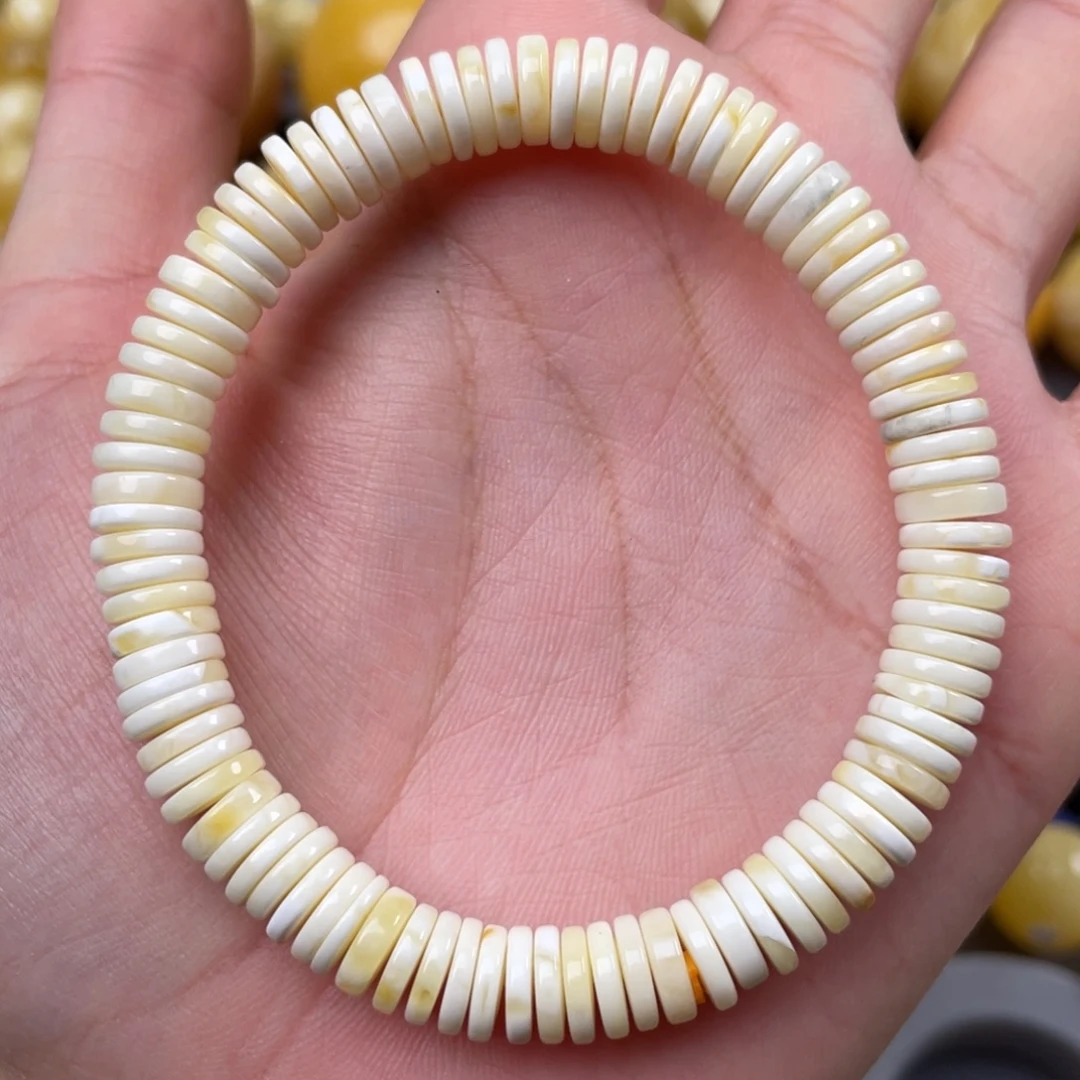 未镶嵌蜜蜡珠宝奇石微瑕7.7mm