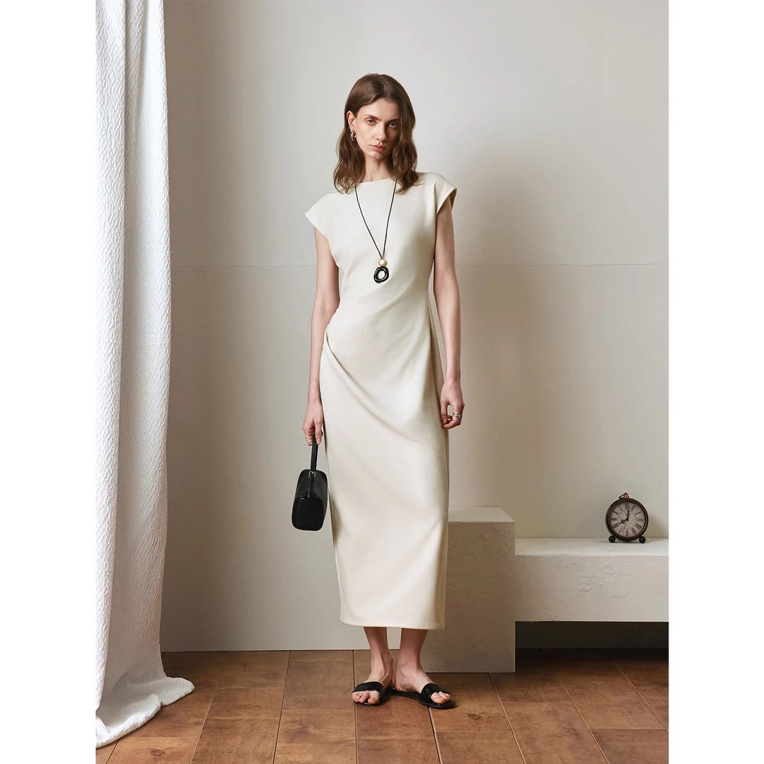 气质宽肩圆领无袖连衣裙女高级感压褶高腰中长款裙子夏