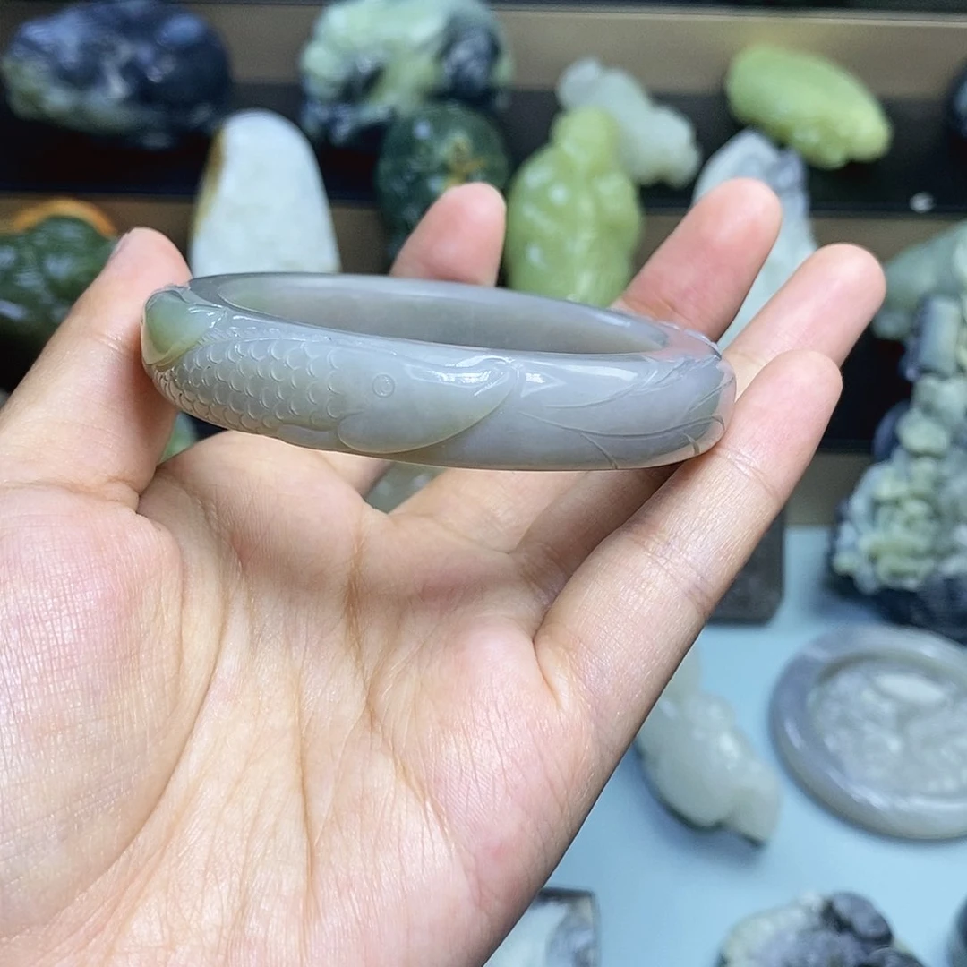 【闪购商品】颈饰未镶嵌和田玉