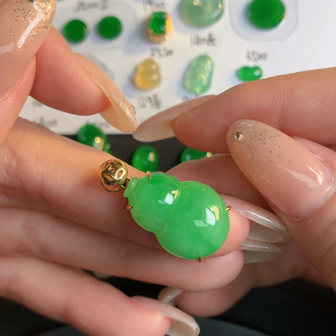 翡翠散珠翡翠翡翠19.3-12.3-6.7