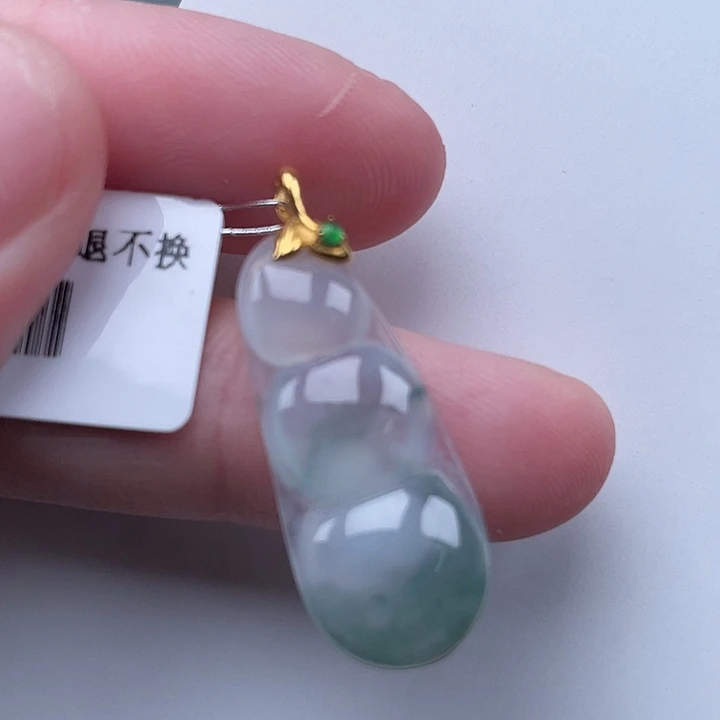 翡翠18K金镶嵌颈饰豆子