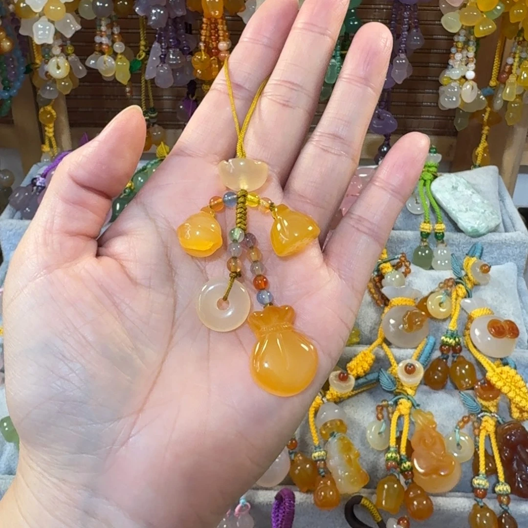 玛瑙/玉髓未镶嵌手机挂件