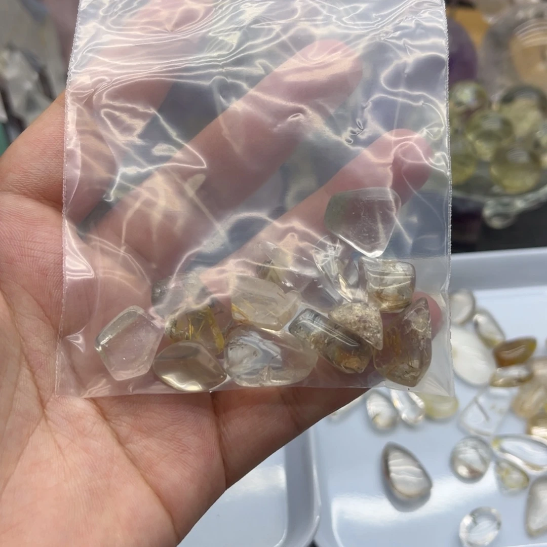 熊***垣未镶嵌珠宝半成品水晶33