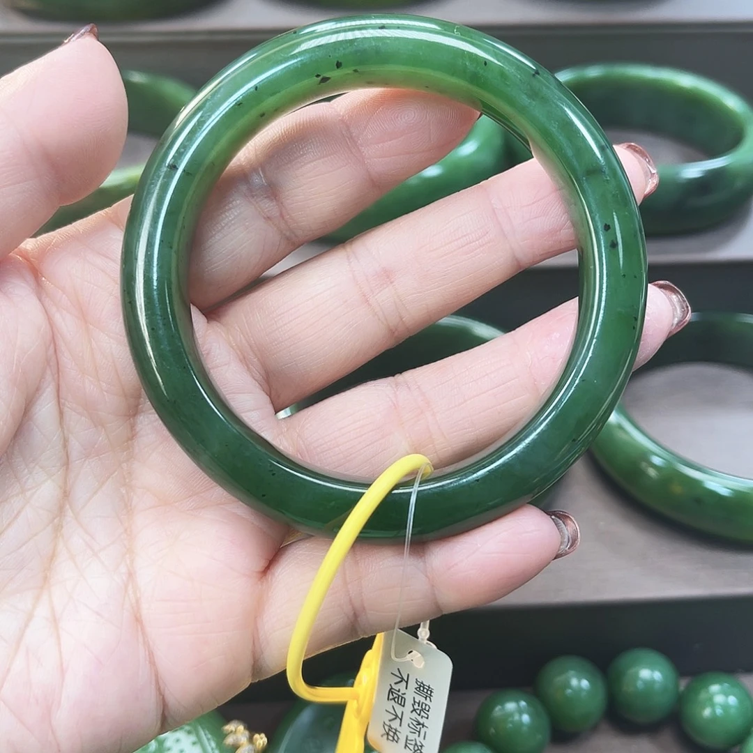 和田玉（碧玉）未镶嵌手镯57.1