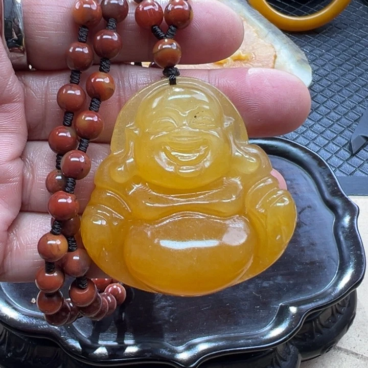 石英质玉（黄龙玉）颈饰未镶嵌