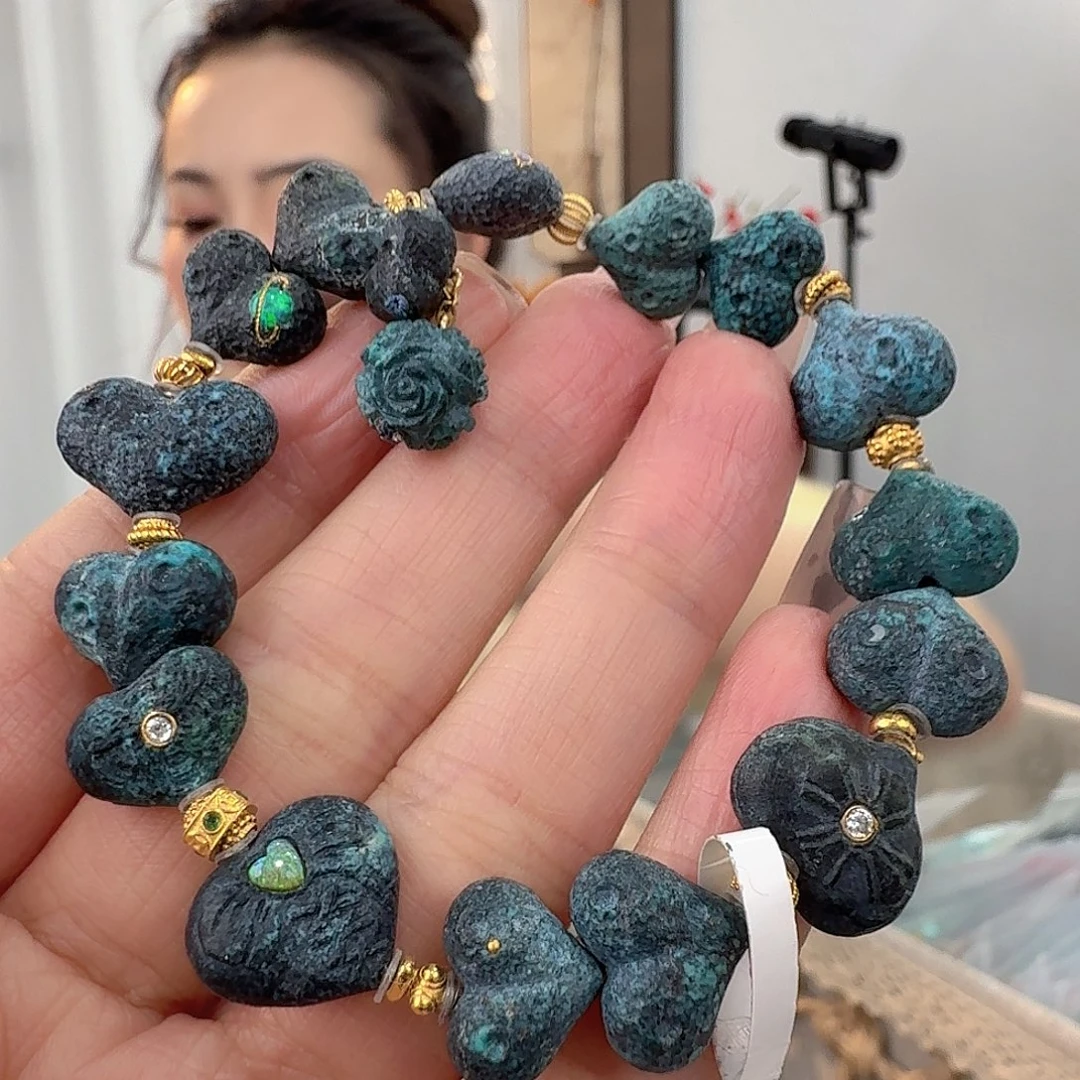 绿松石18K金镶嵌珠宝奇石