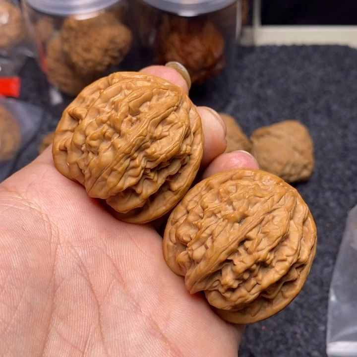 文玩核桃吊坠42蓟县虎头王