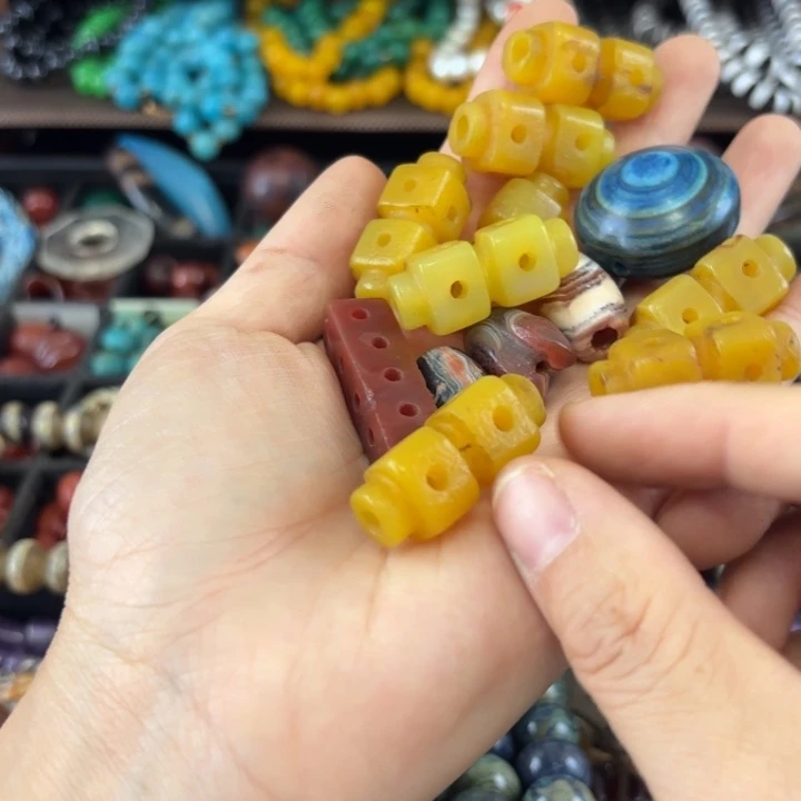 歡***囍玛瑙/玉髓颈饰未镶嵌