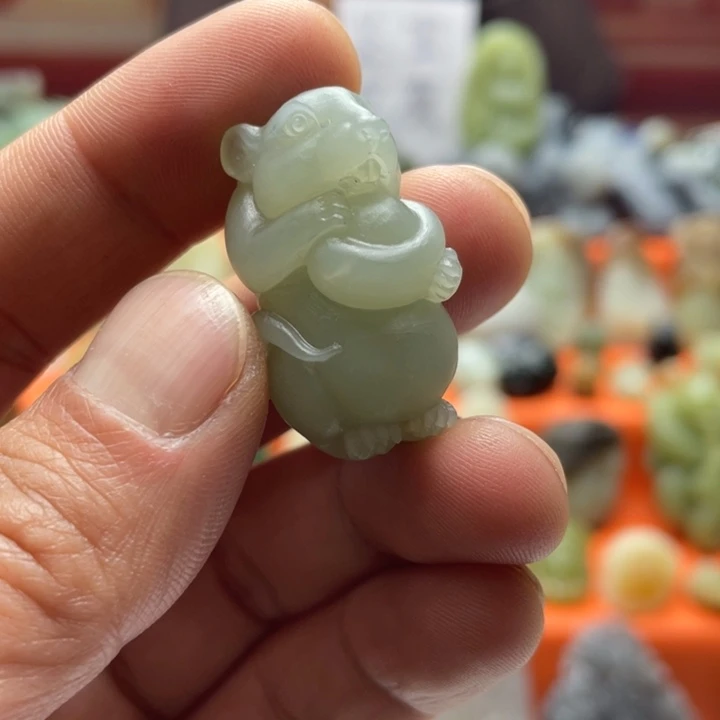 和田玉未镶嵌挂件