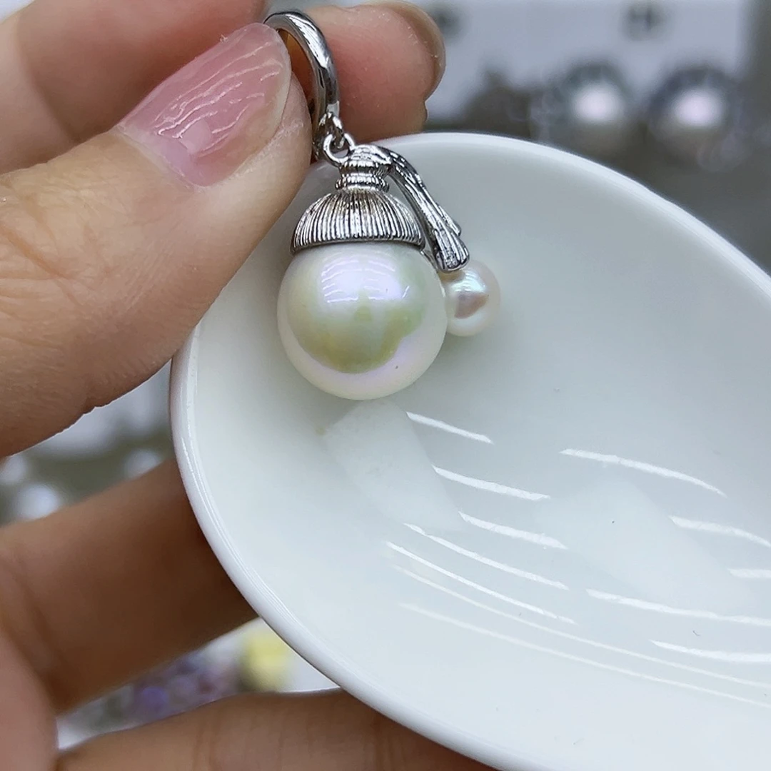 未镶嵌耳钉淡水珍珠