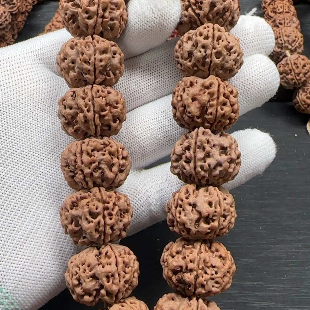 金刚菩提吊坠23+mm飞碟梅花