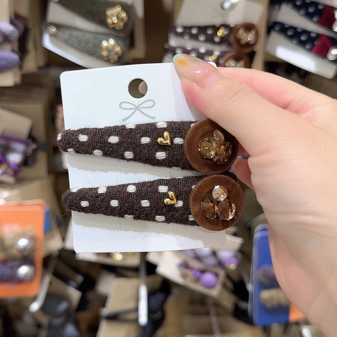 皮质非金属爱心拜拜