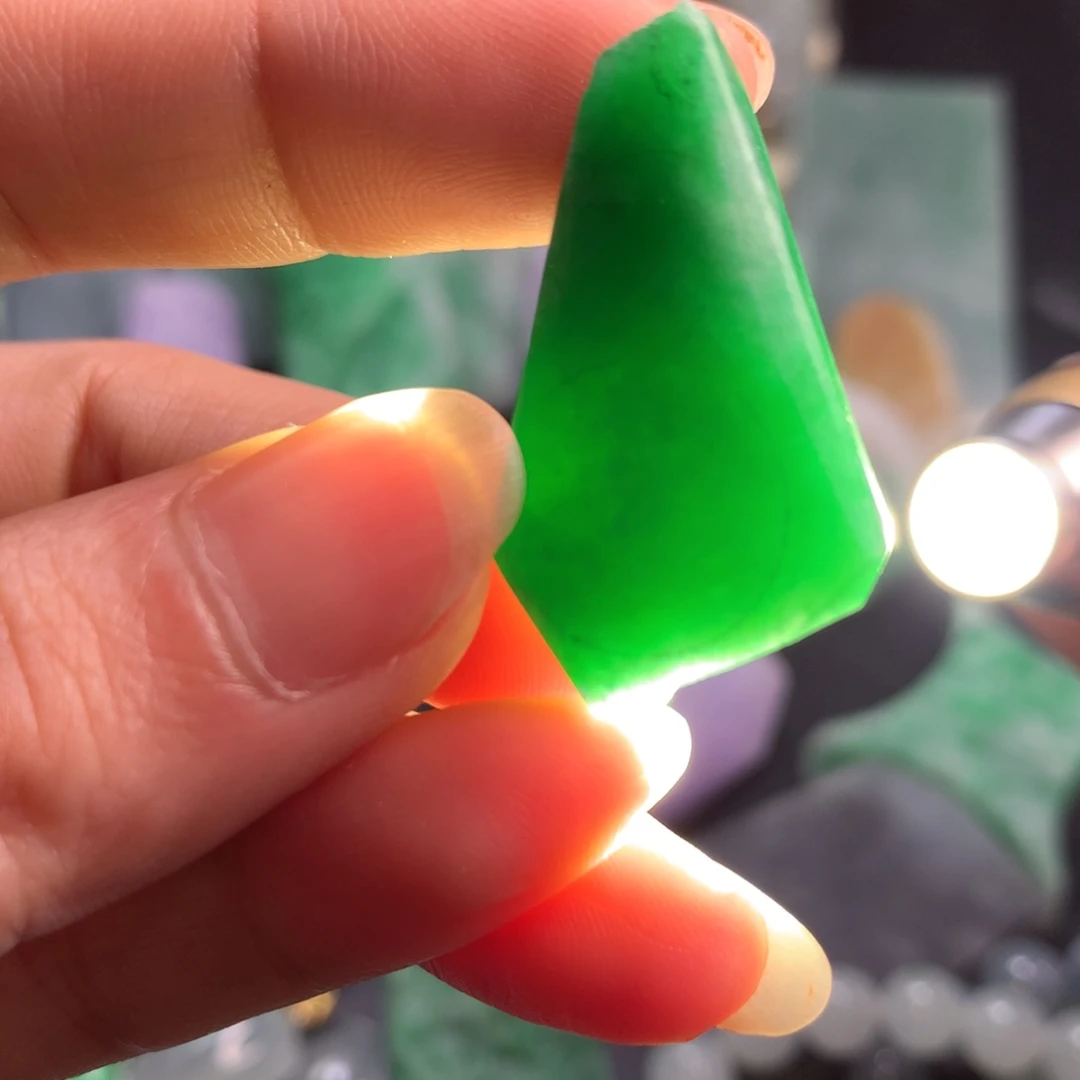 未镶嵌定制翡翠翡翠