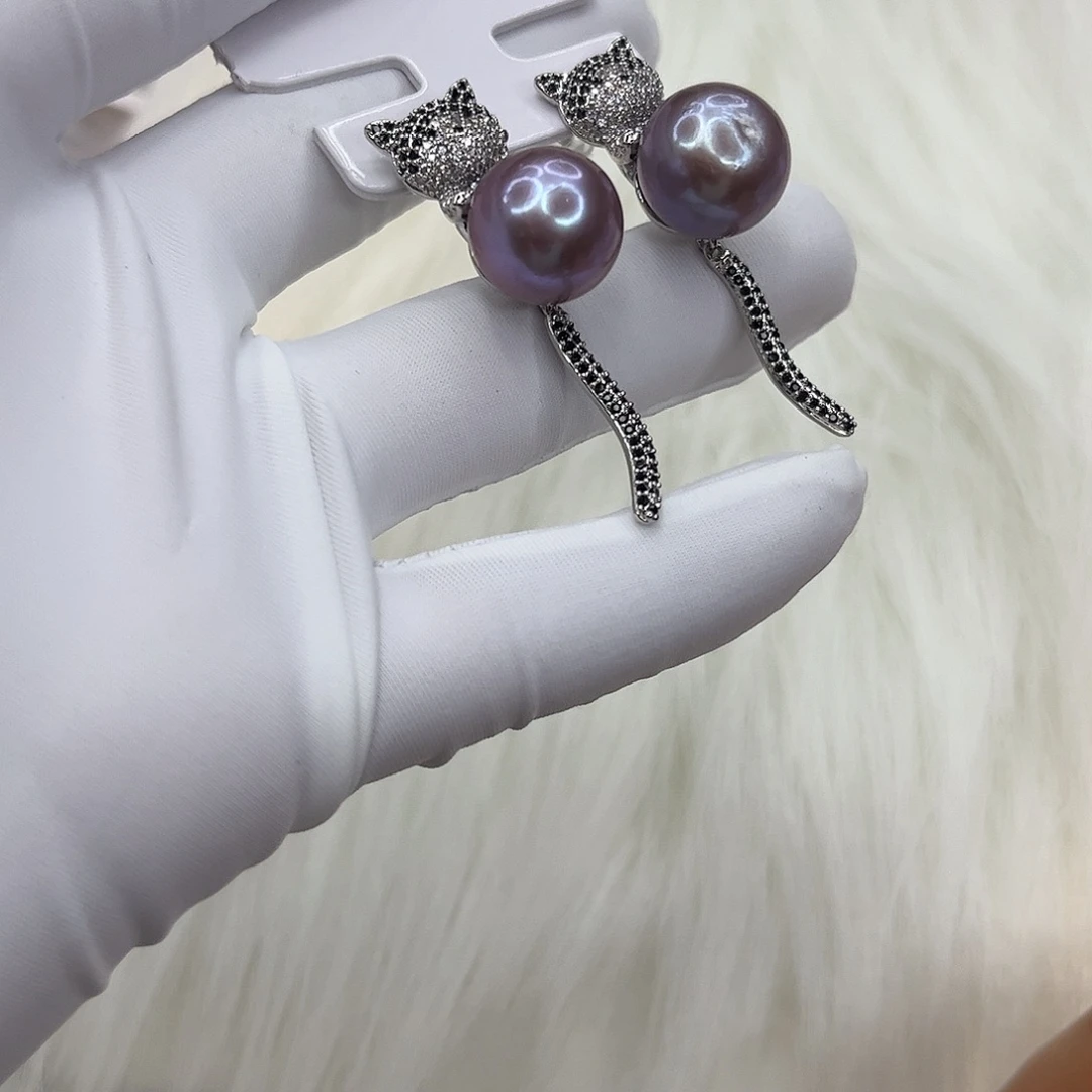 淡水珍珠银S925镶嵌耳饰