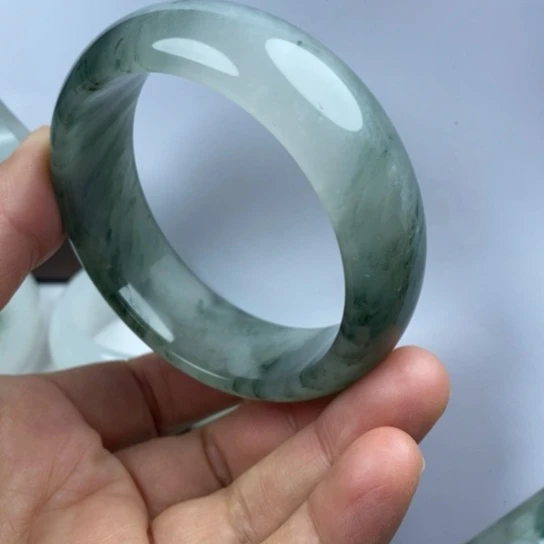 石英质玉（金丝玉）未镶嵌手镯