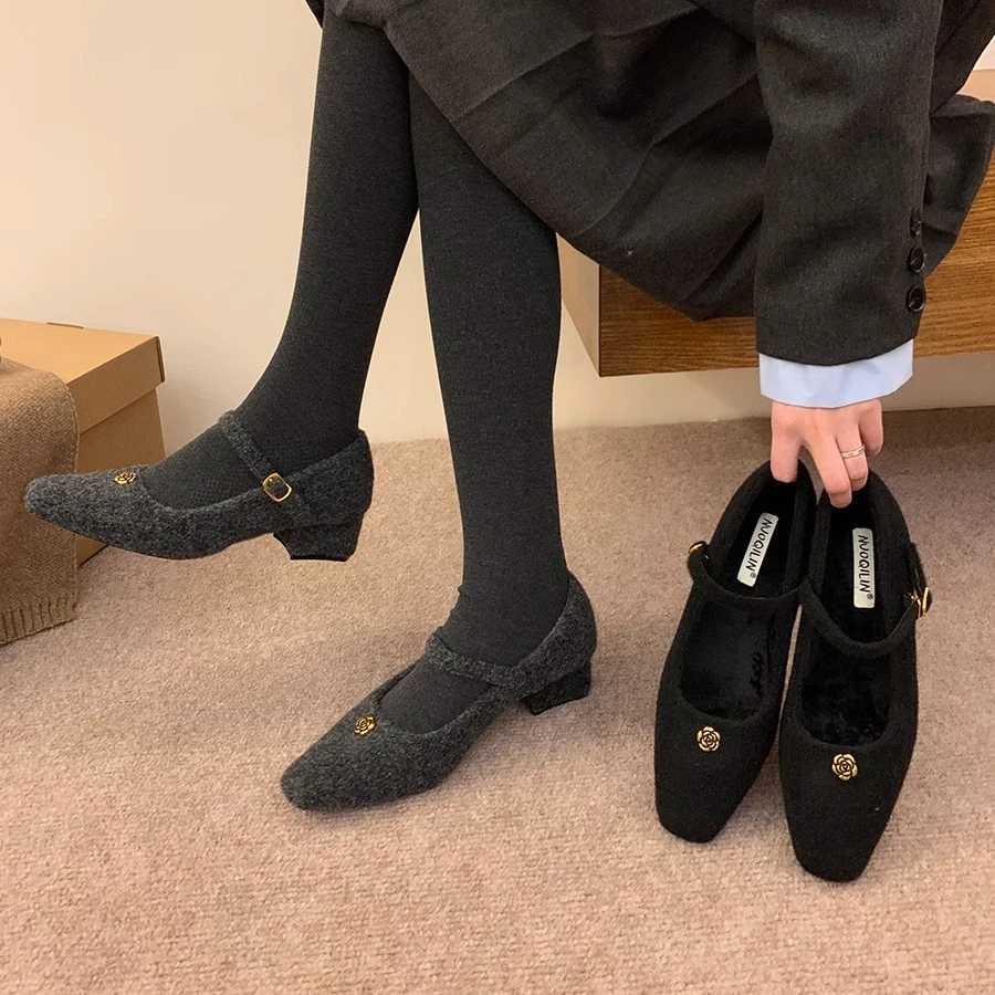 呢子粗跟单鞋女秋冬新款外穿法式复古温柔风小香风玛丽珍毛毛棉鞋