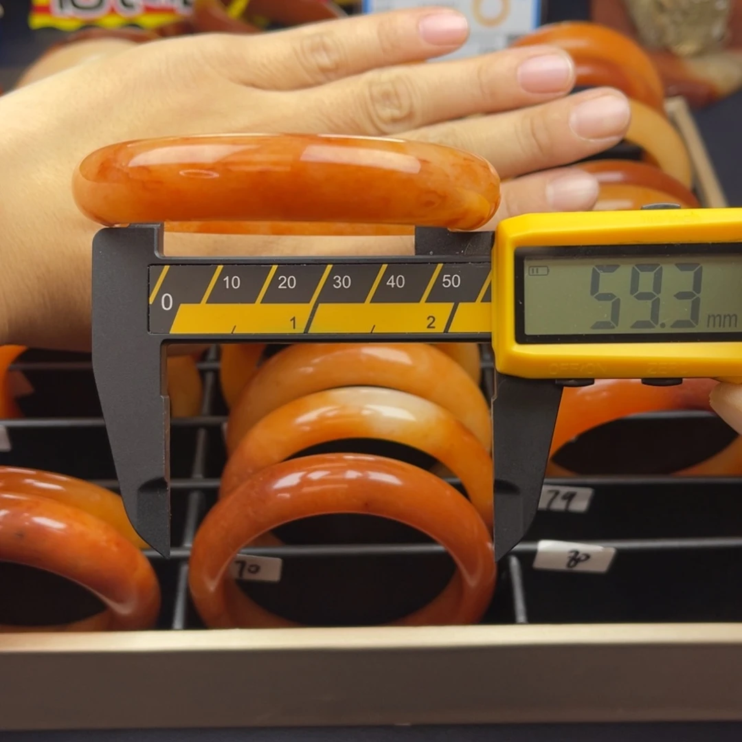 合金石英质玉（黄龙玉）手镯79号59.3圈