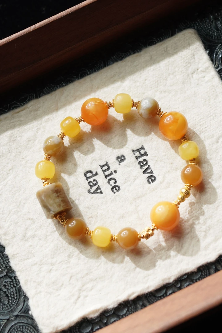 蜜糖牛轧 天然蜜蜡7*8/13mm顶珠12*12mm直筒珠单圈手串