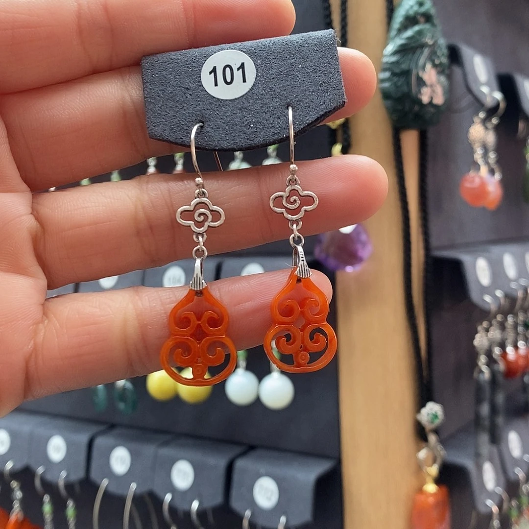 断***雪翡翠银S925镶嵌耳饰