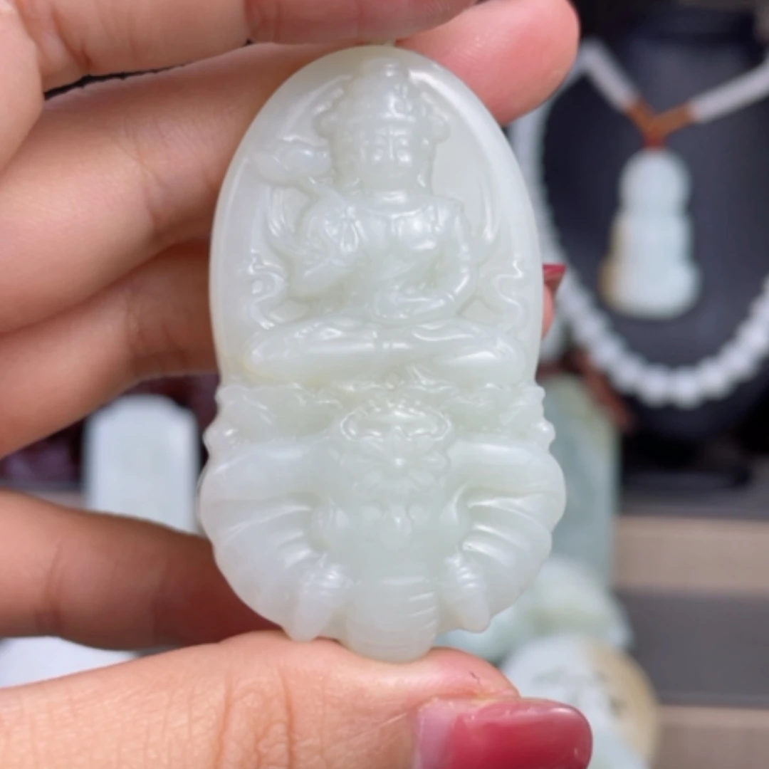 【闪购商品】颈饰未镶嵌和田玉