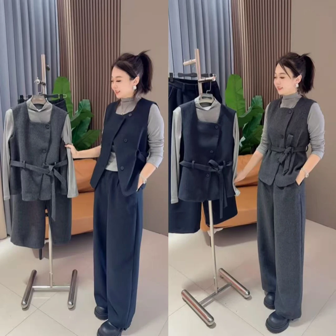 新款法式设计感时尚三件套【马甲+打底衫+裤子】A32