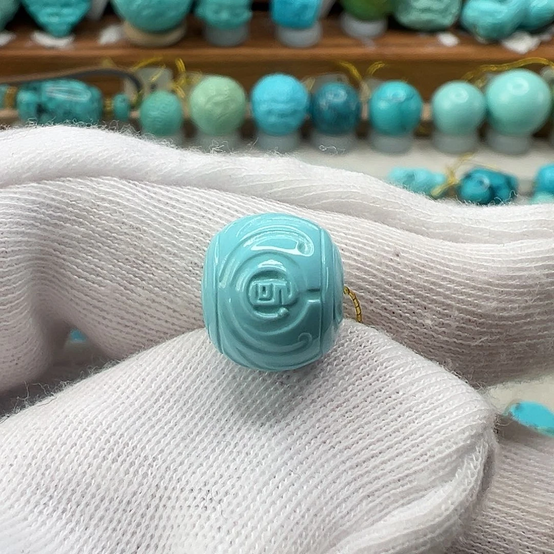 绿松石配饰未镶嵌