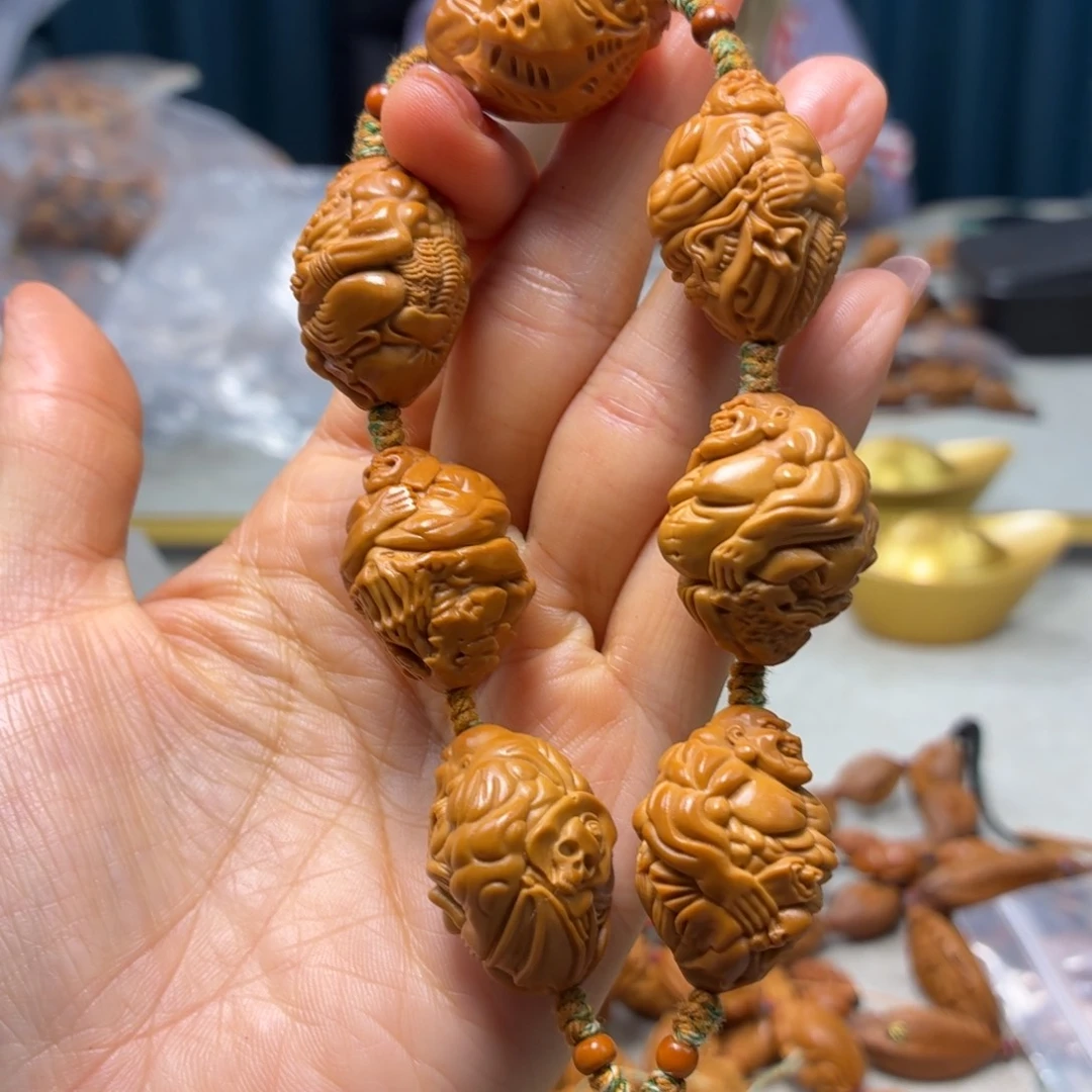 橄榄核吊坠明天下午